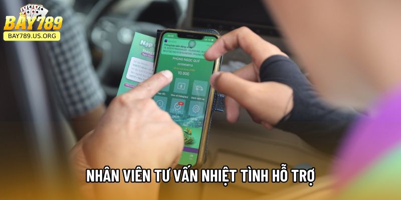 Nhân viên tư vấn nhiệt tình hỗ trợ